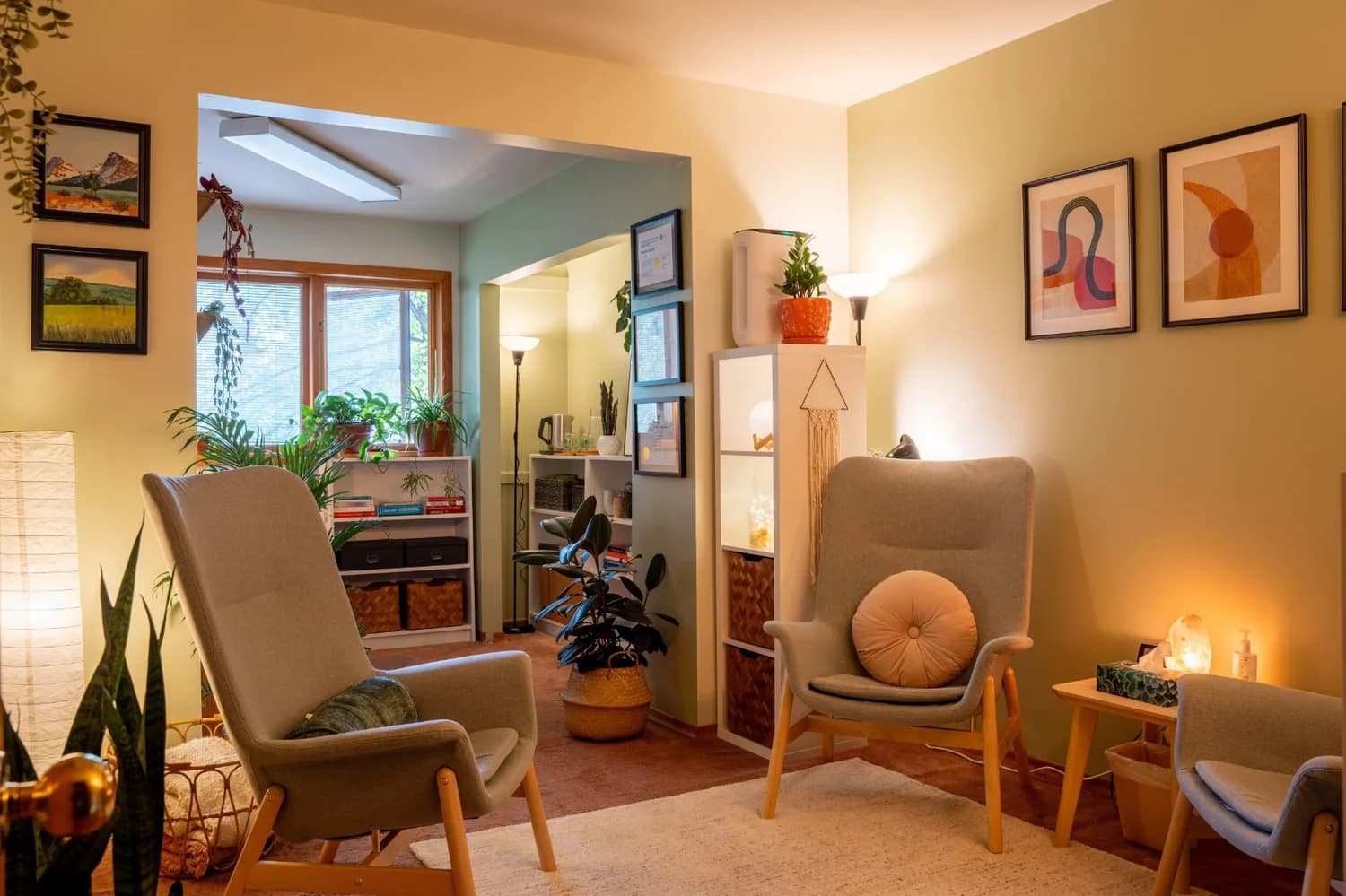 Garrett Gooch's EMDR therapy and consultation space